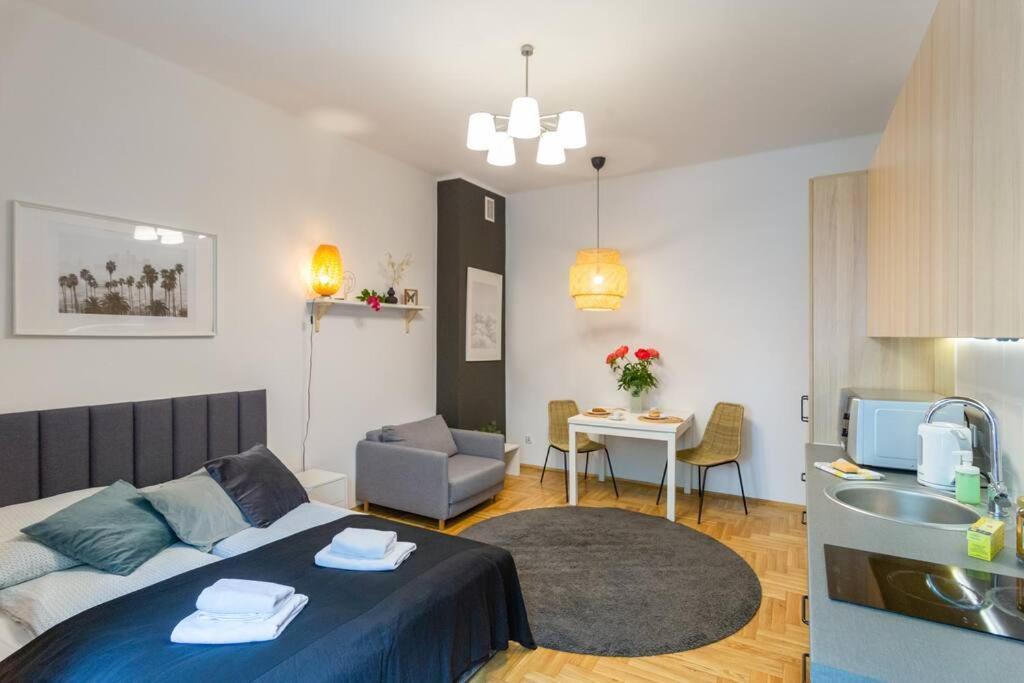 B Apartment